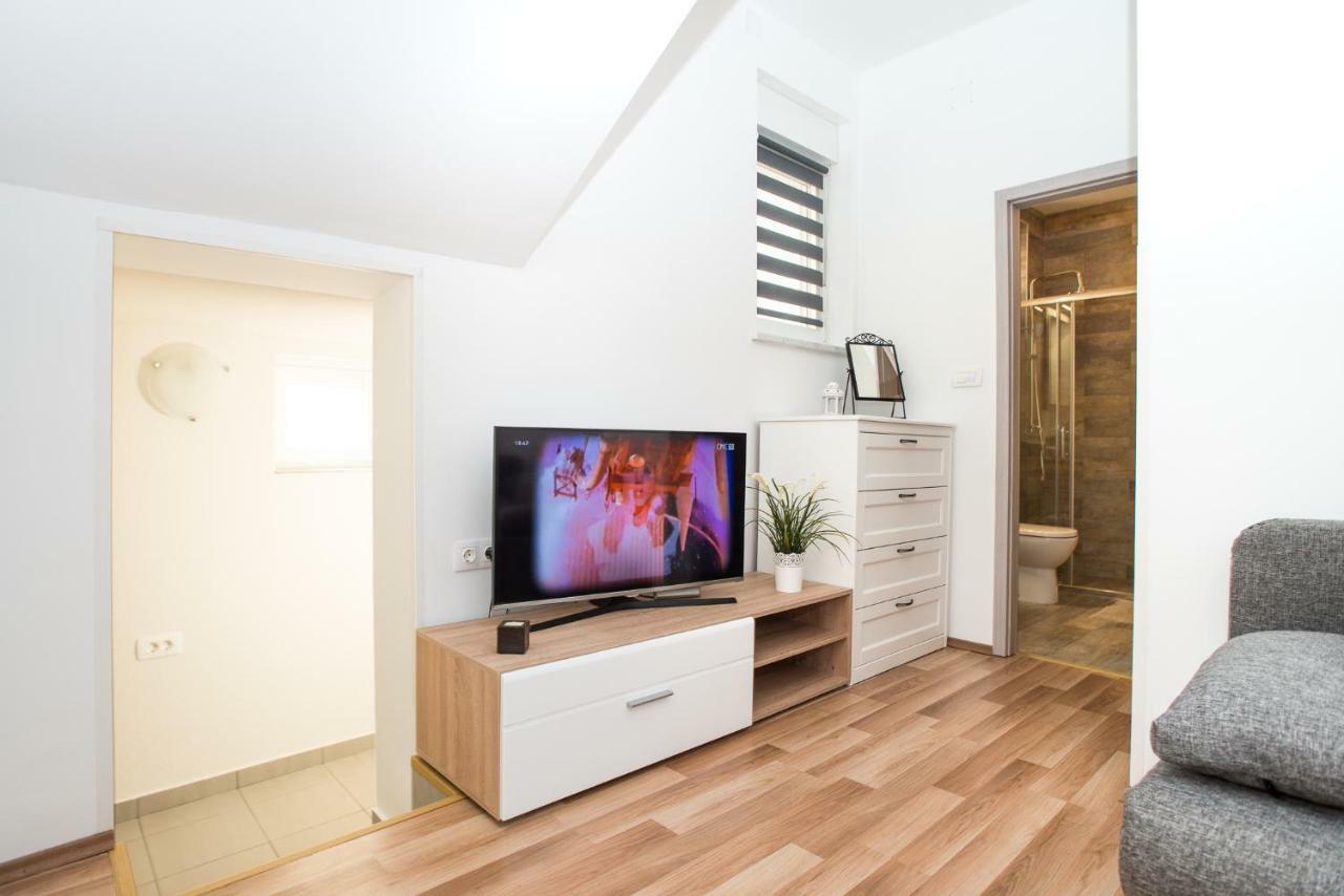Apartments Omorfia Кральевица Экстерьер фото