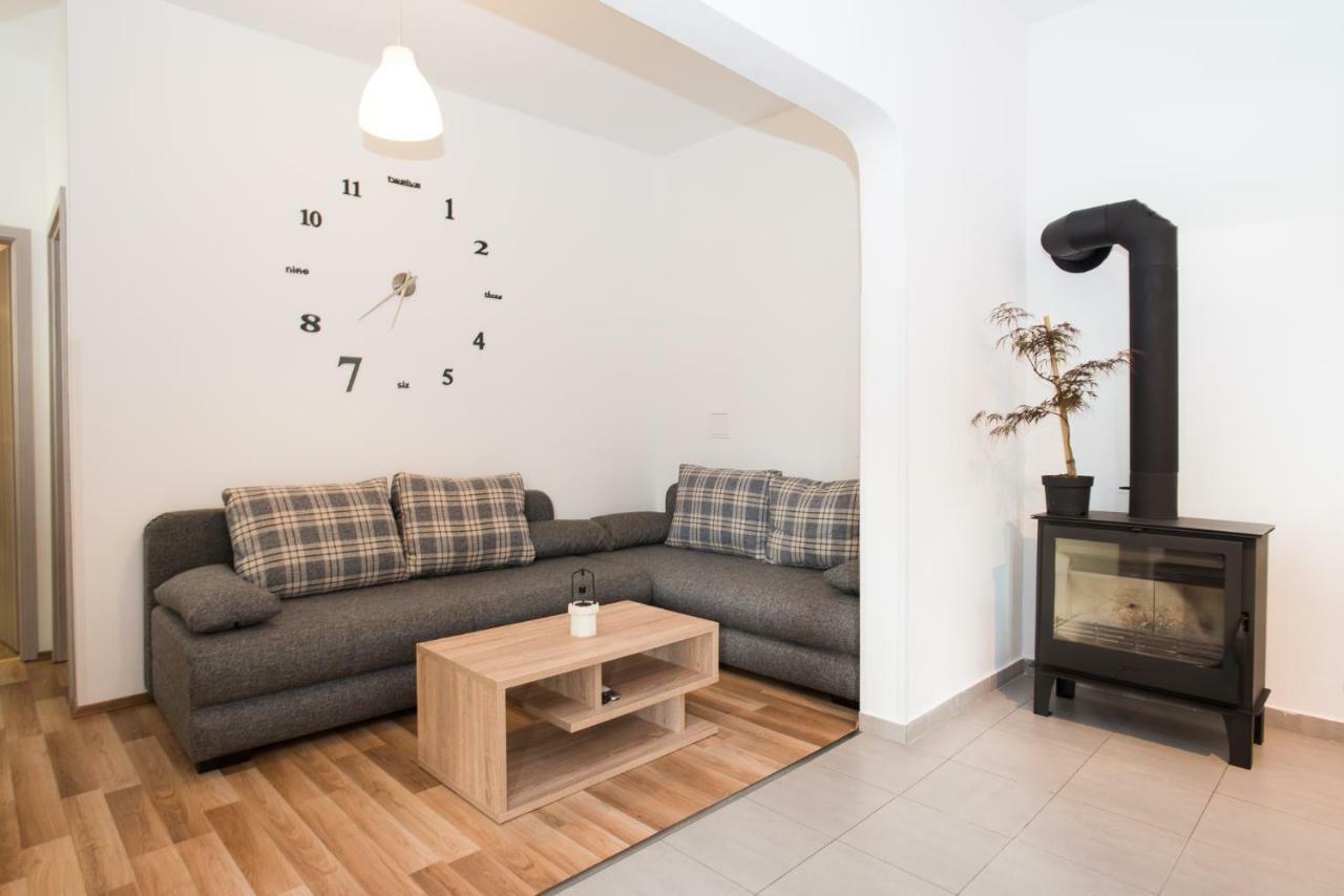 Apartments Omorfia Кральевица Экстерьер фото